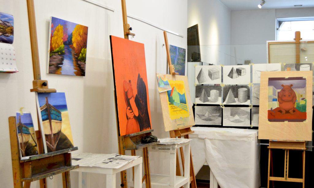 clase de adultos de taller de arte